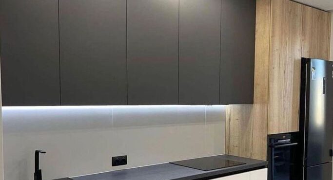 Встраиваемая кухня на заказ по индивидуальным размерам от производителя Mebel SamSam в Пензе Пенза