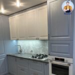 Стили кухни с натяжным потолком